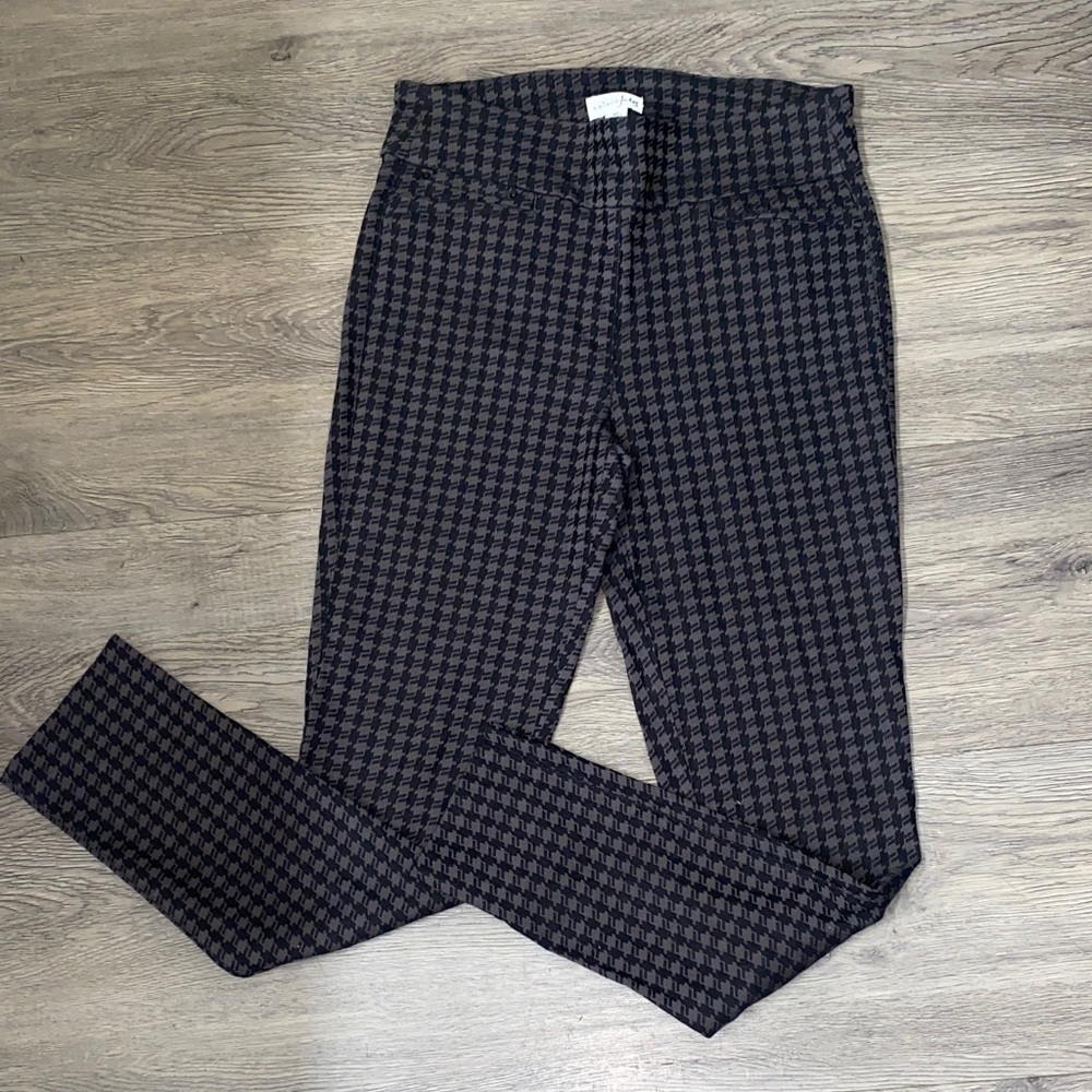 MAISON JULES Black and Gray Houndstooth Patterned stretch leggings